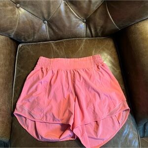 Lululemon hottie hot shorts